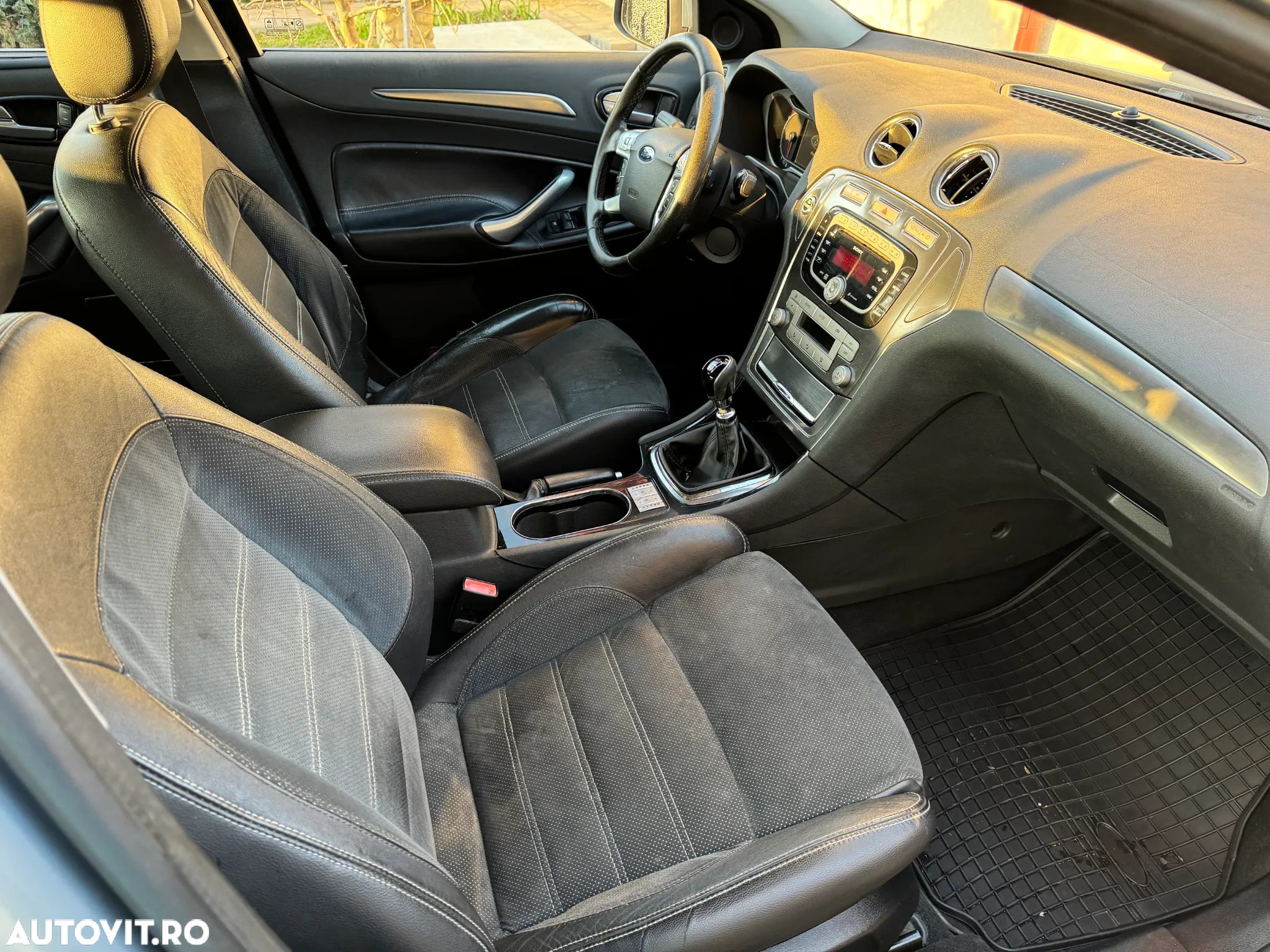 Ford Mondeo 2.0 TDCi Titanium - 13