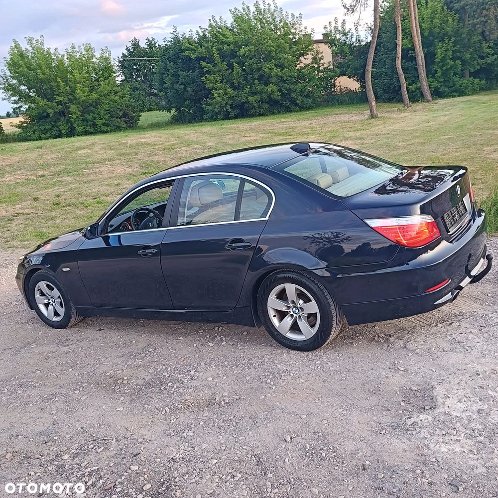 BMW Seria 5 520d Special Edition - 17