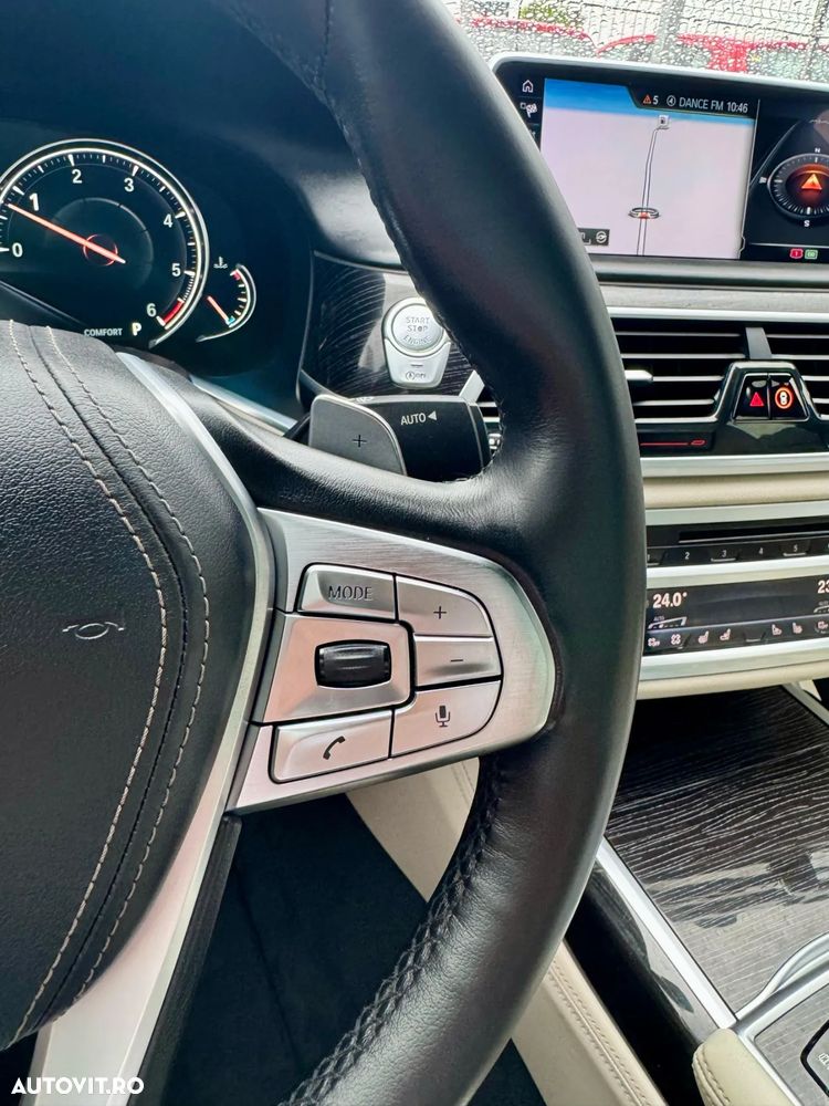 BMW Seria 7 730d xDrive - 31