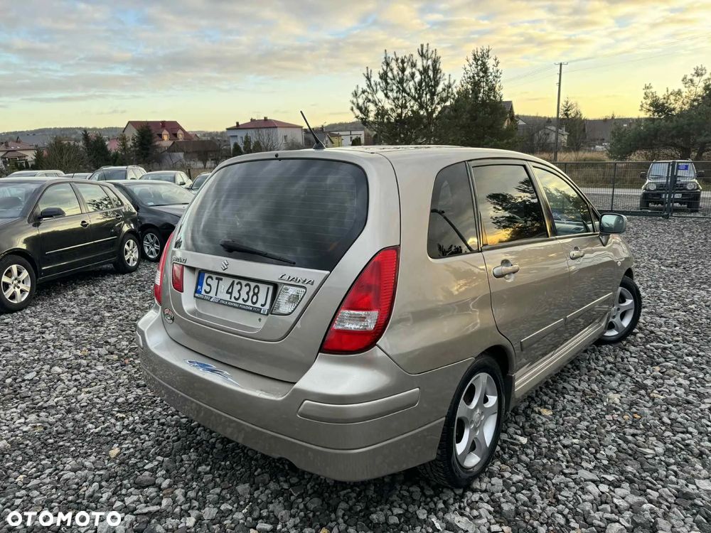 Suzuki Liana 1.6 Comfort - 2