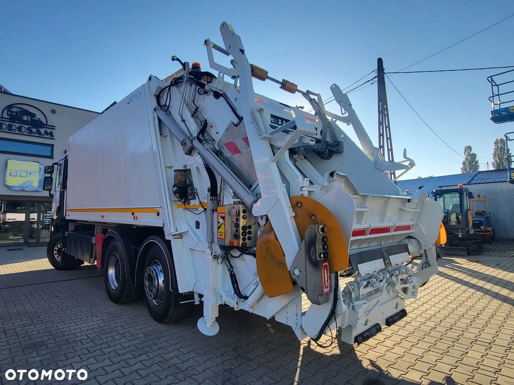 Renault C380 /FAUN 21 m³ - 8