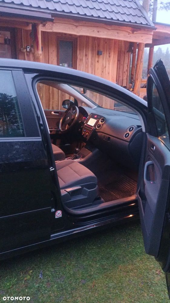 Volkswagen Golf - 16