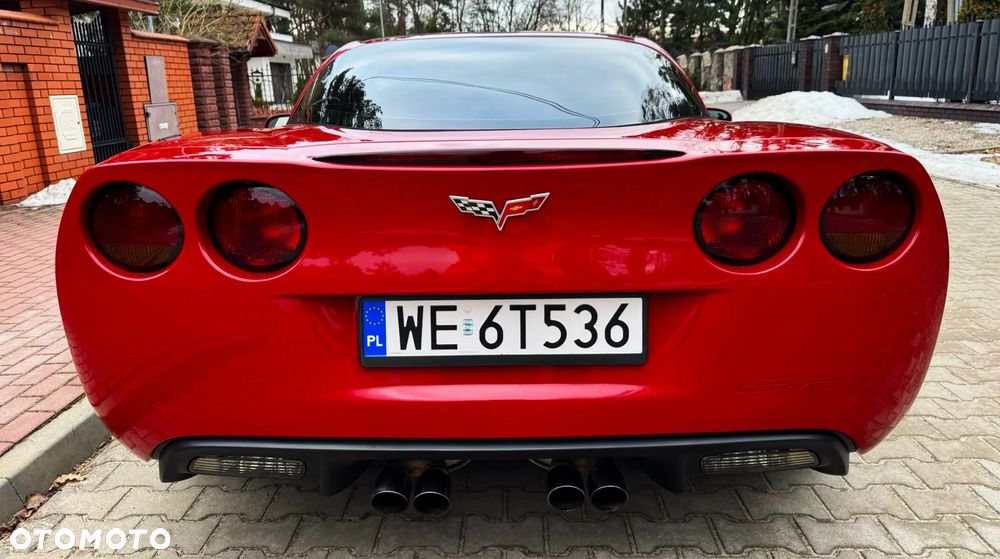 Chevrolet Corvette - 15