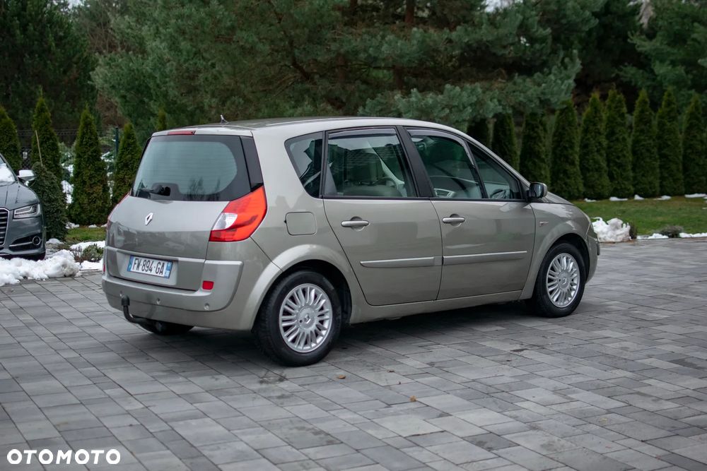 Renault Scenic - 28