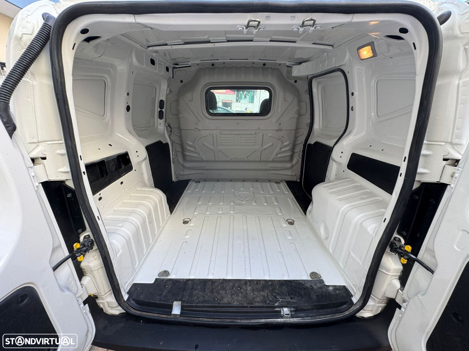 Fiat Fiorino 1.3 M-jet - 14