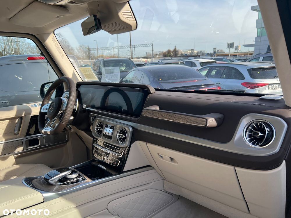 Mercedes-Benz Klasa G AMG 63 - 19