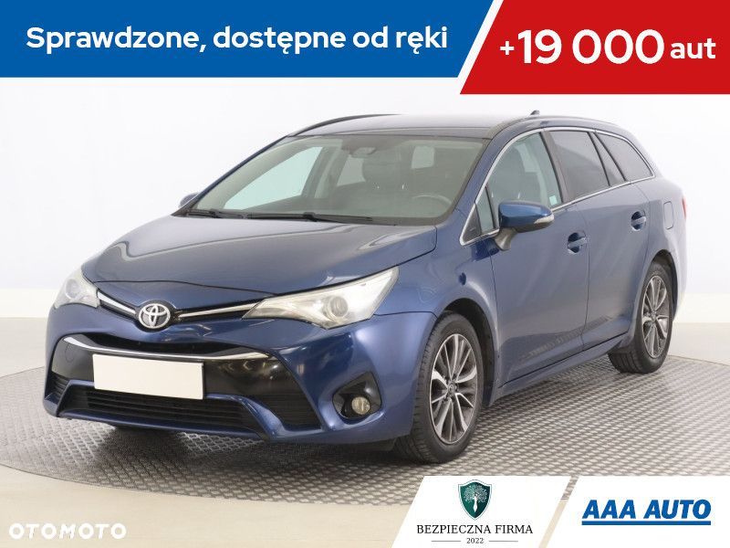 Toyota Avensis - 2