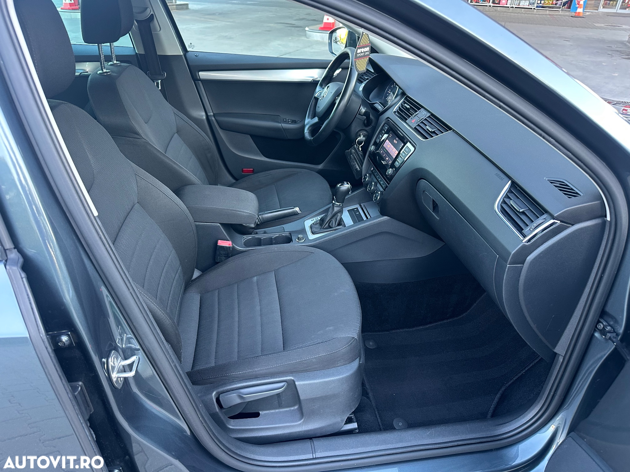 Skoda Octavia 2.0 TDI (Green tec) DSG Ambition - 10