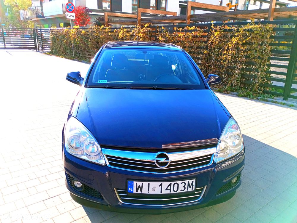 Opel Astra 1.6 Enjoy - 11