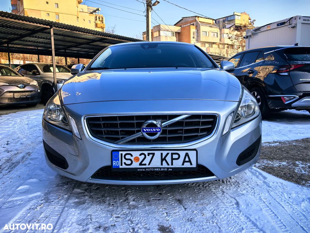Volvo V60 D4 Geartronic Momentum - 10