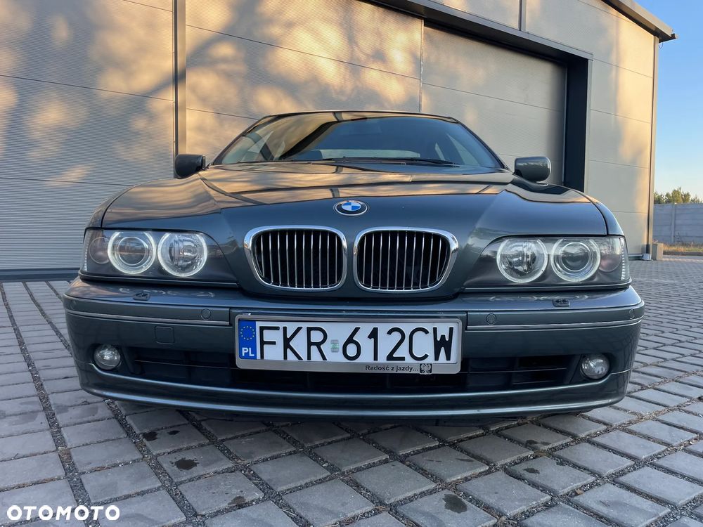 BMW Seria 5 - 12