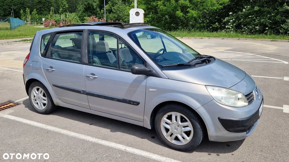 Renault Scenic 1.6 16V Authentique - 3