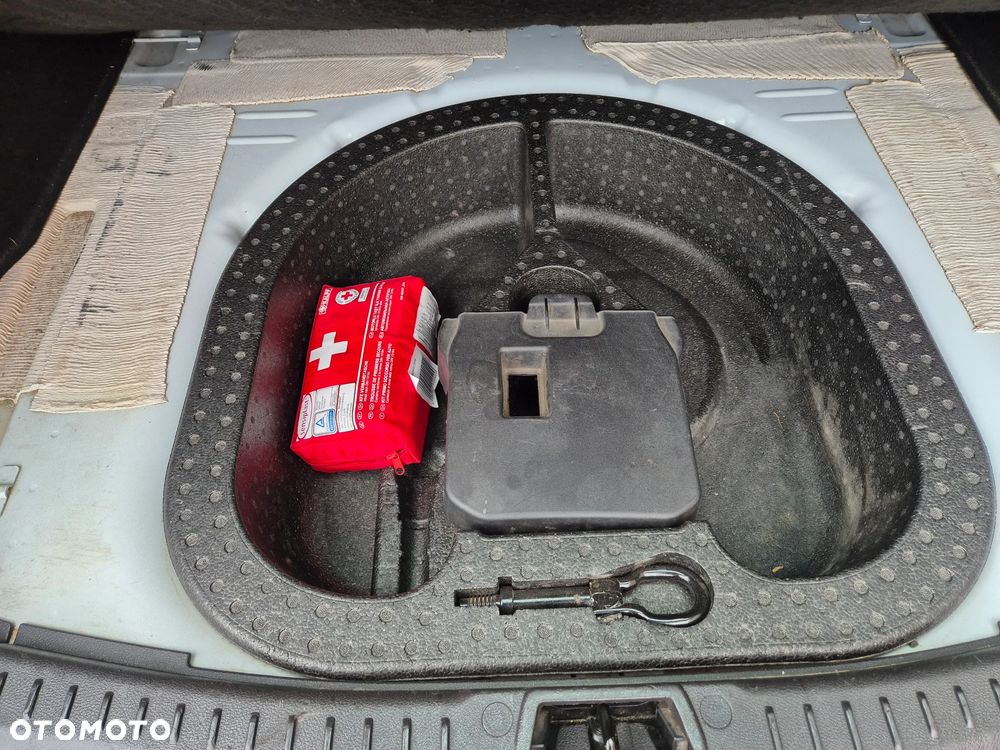 Ford Focus 1.0 EcoBoost Titanium - 32