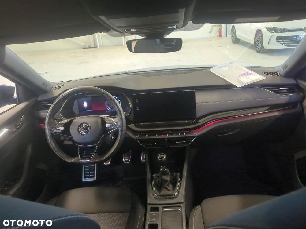 Skoda Octavia 1.5 TSI ACT Style - 6