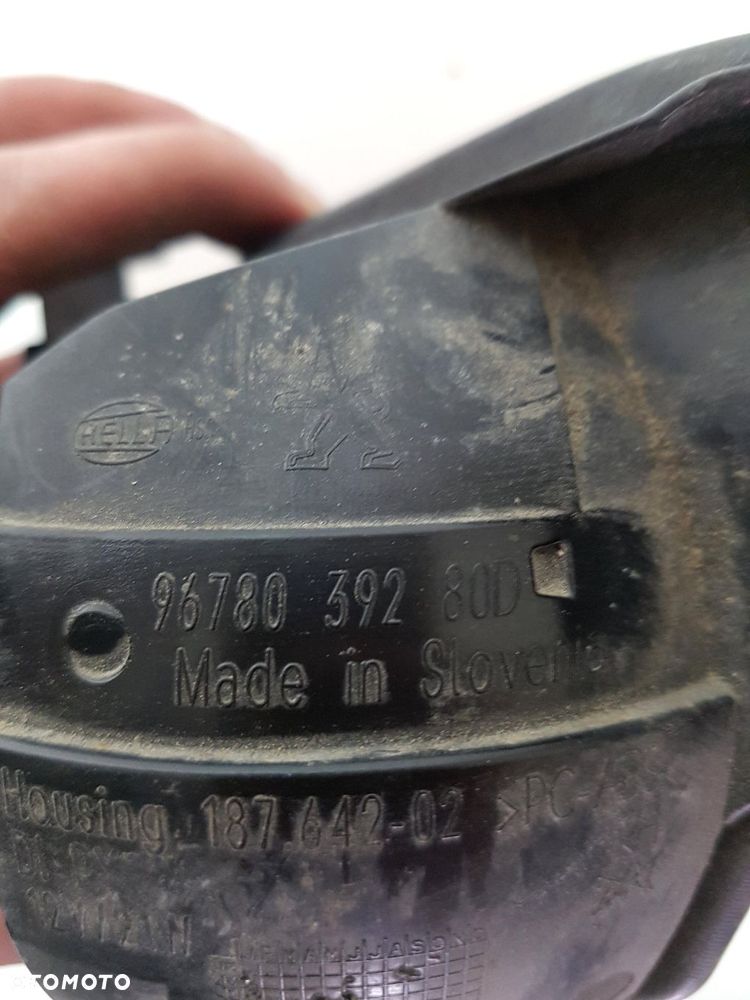 PEUGEOT 308 II 2 T9 KIERUNKOWSKAZ LAMPA PRAWY 9678039280D ORYGINAŁ - 4
