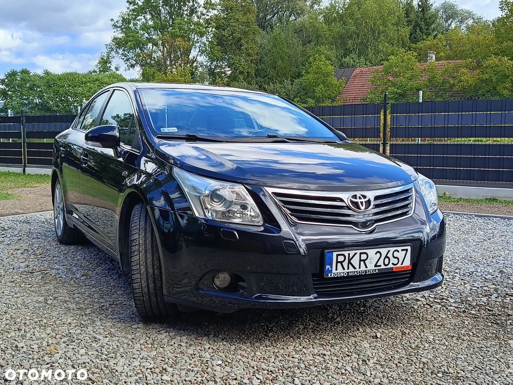 Toyota Avensis - 5