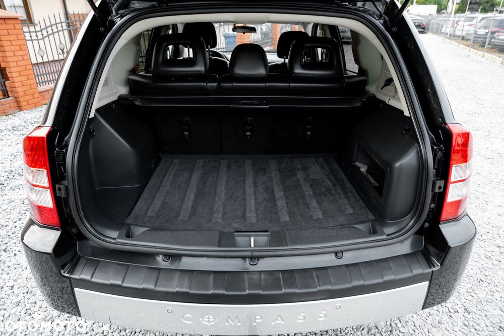 Jeep Compass 2.4I 4x4 Automatik Limited - 15