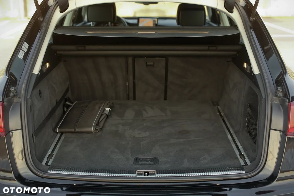 Audi A6 Avant 2.0 TDI quattro S tronic - 29