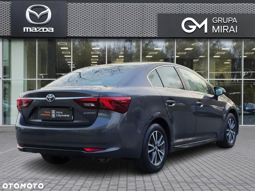 Toyota Avensis 1.8 Premium - 5