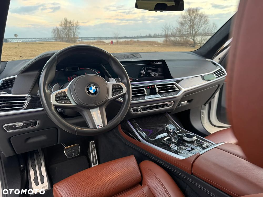 BMW X7 xDrive40i sport - 25