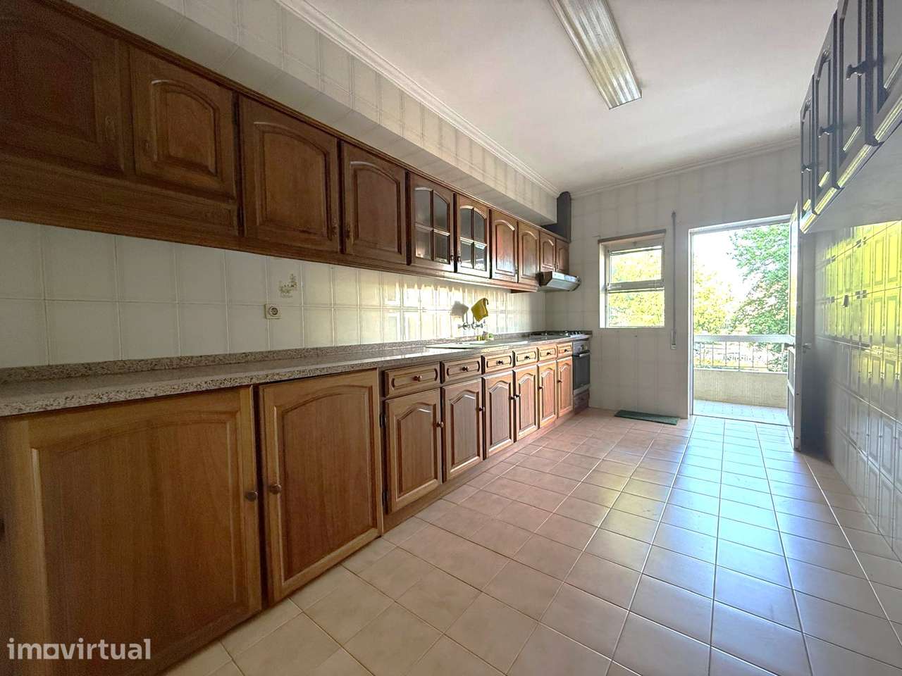 Apartamento T2 c/ terraço no Centro de Ovar - Grande imagem: 3/41