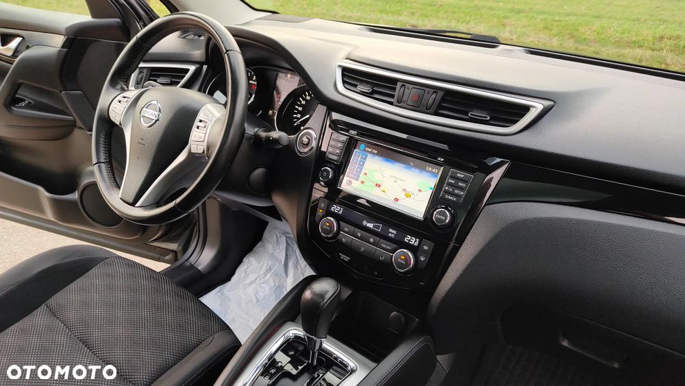 Nissan Qashqai 1.6 dCi Xtronic 360 - 26