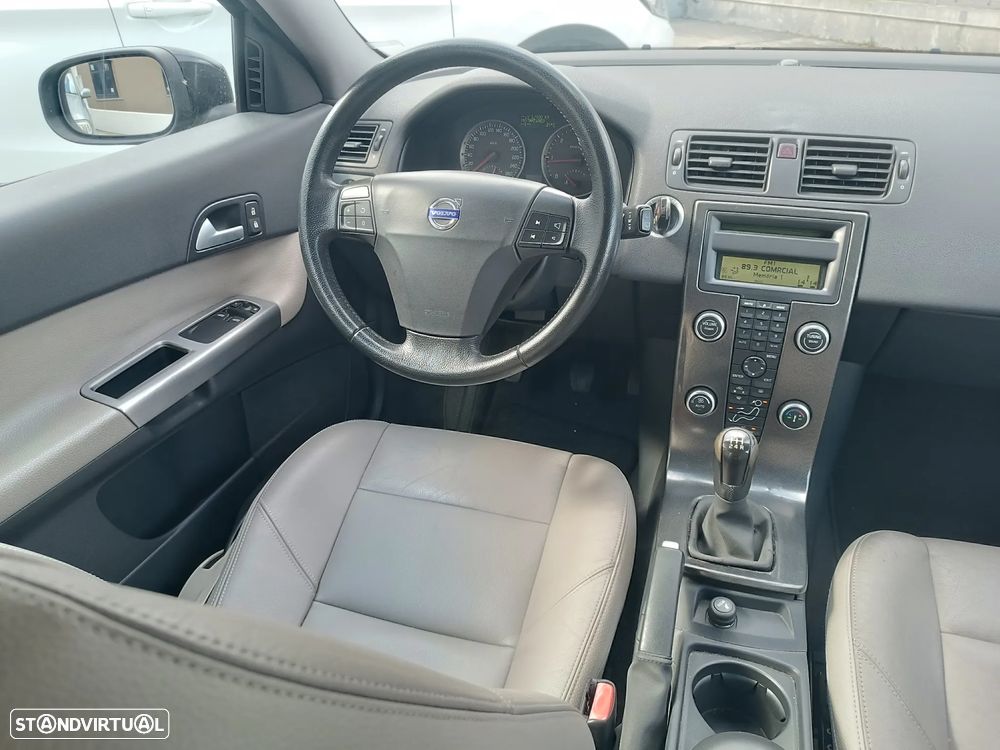 Volvo C30 1.6 D - 14