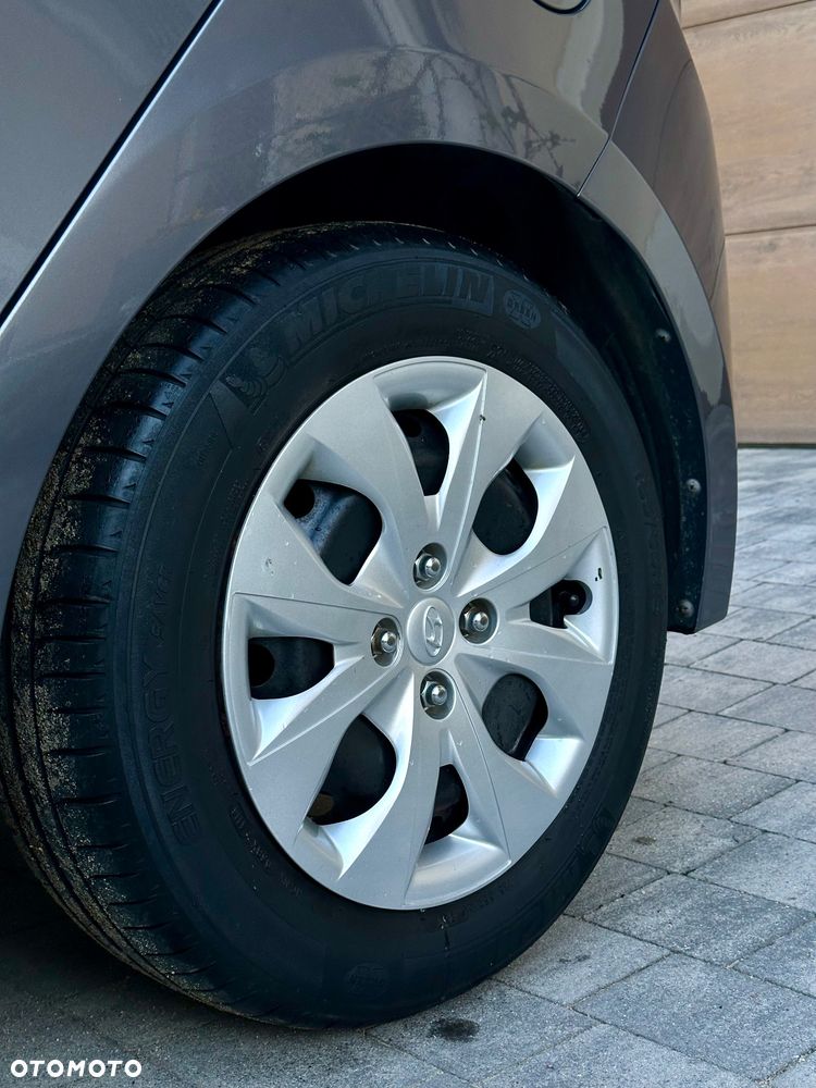 Hyundai i20 1.2 Elegant - 11