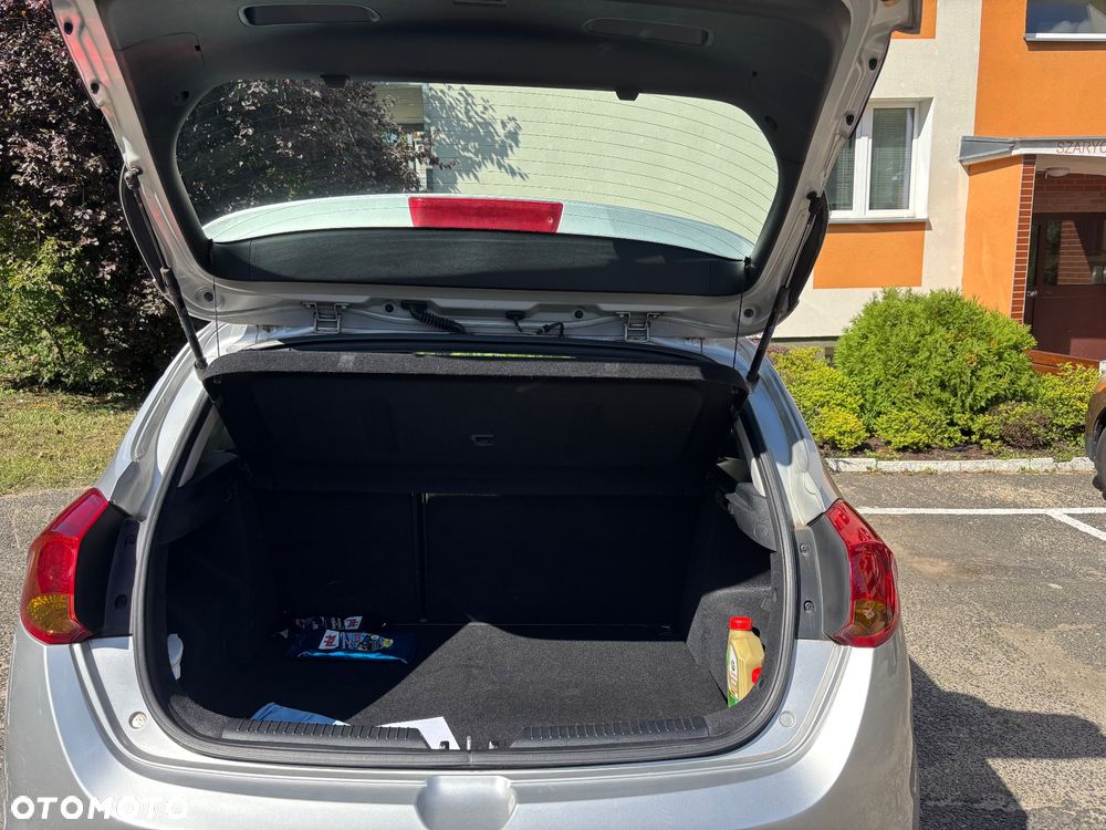 Kia Ceed 1.6 CRDi M - 9