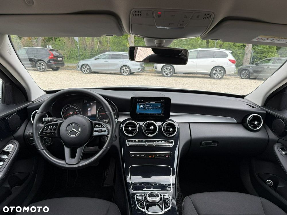 Mercedes-Benz Klasa C 220 d 9G-TRONIC - 18
