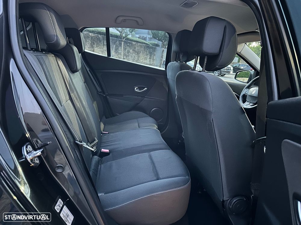Renault Mégane 1.5 dCi Dynamique S - 33