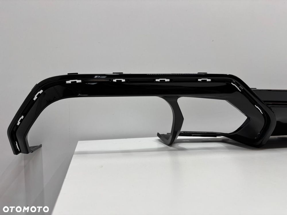 BMW M8 F91 F92 F93 Spoiler Dyfuzor Tył Tylny 8074869 - 2