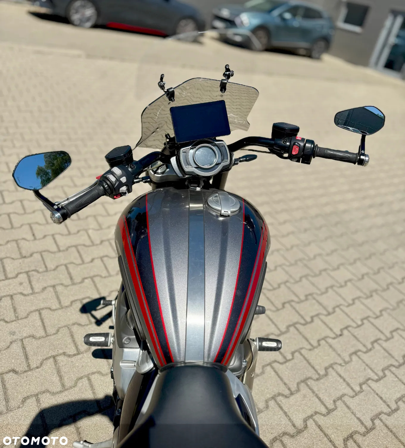 Triumph Rocket - 9