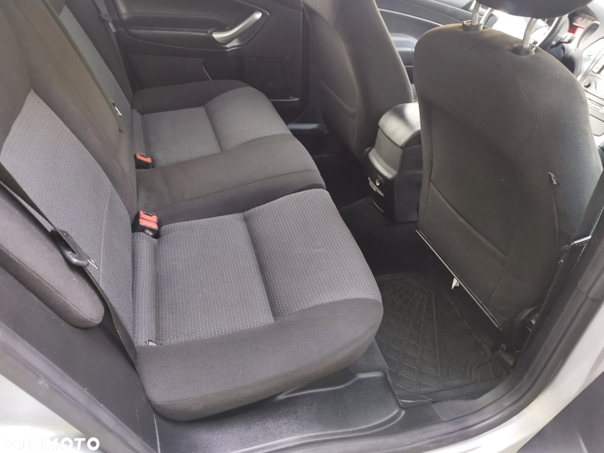 Ford Mondeo 2.0 TDCI Champions Edition - 12