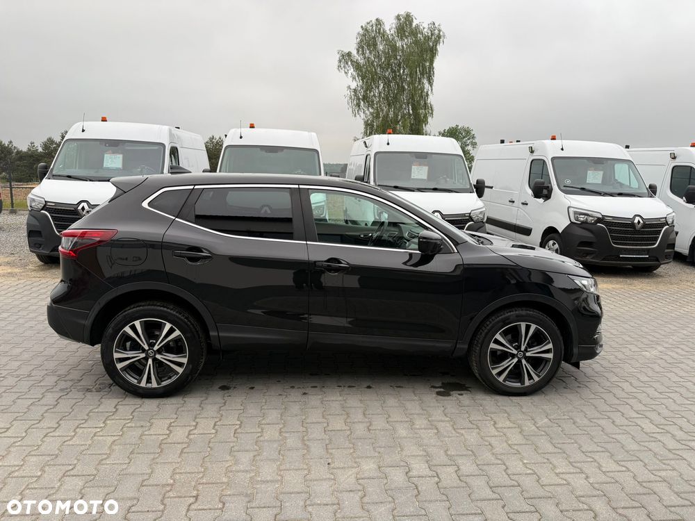 Nissan Qashqai 1.7 dCi 4x4 Tekna Xtronic - 9