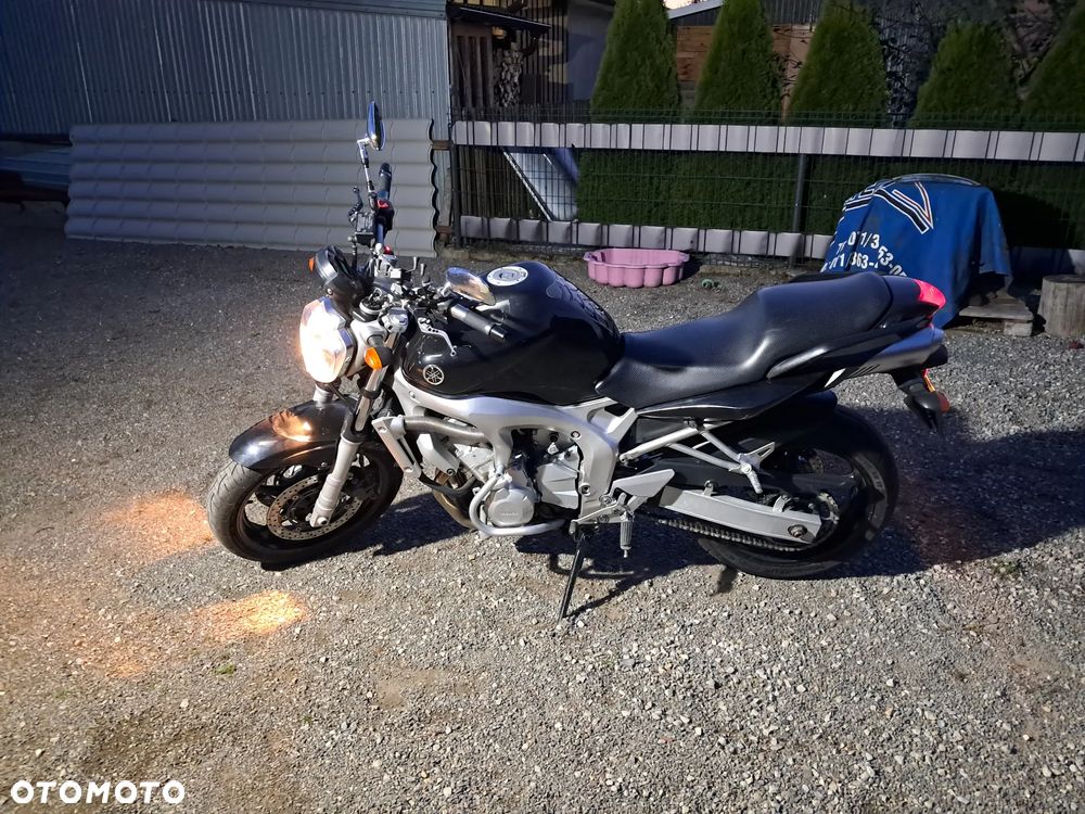 Yamaha FZ6 - 2