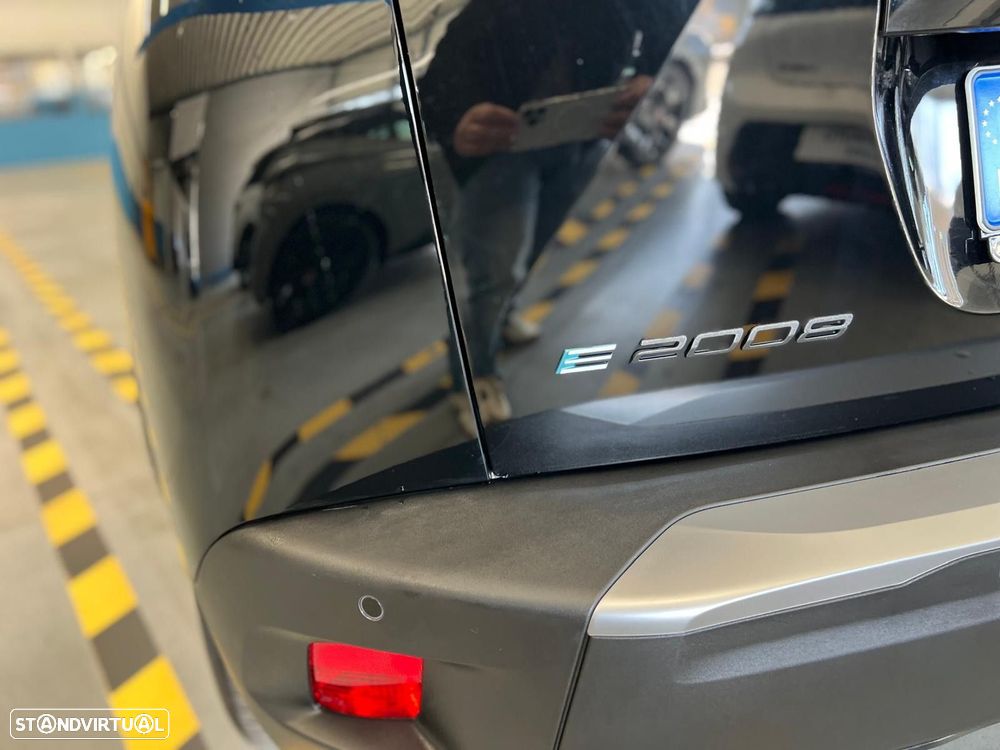 Peugeot e-2008 54 kWh Active - 5
