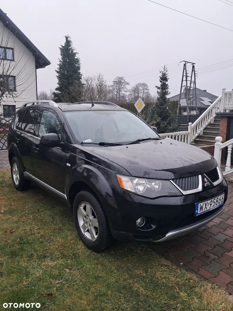 Mitsubishi Outlander - 7