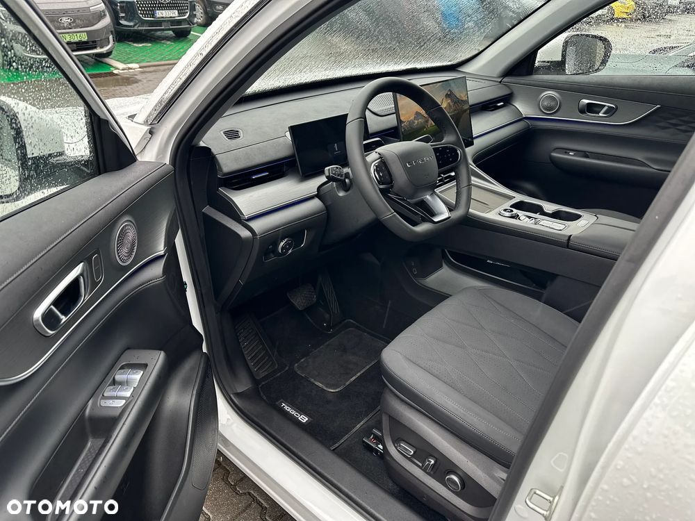 Chery Tiggo 8 1.6 T-GDI Comfort DCT - 6