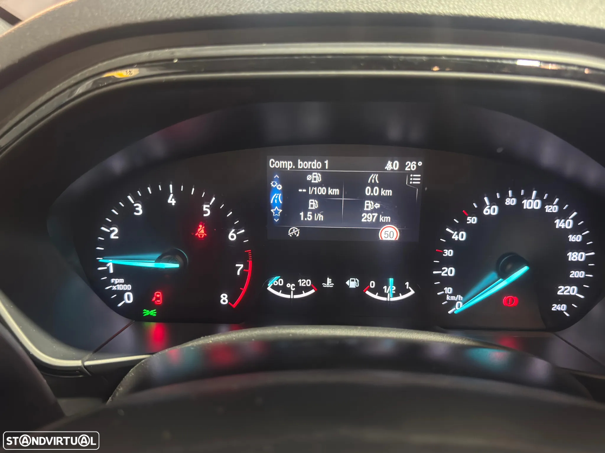 Ford Focus 1.0 EcoBoost MHEV ST-Line - 12