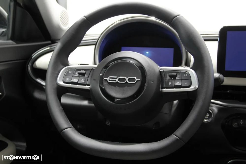 Fiat 600 1.2 Hybrid La Prima - 12