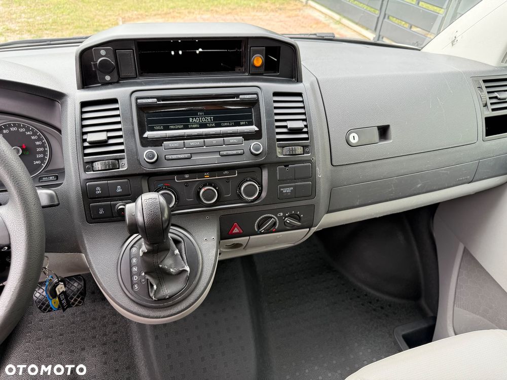 Volkswagen Transporter - 21