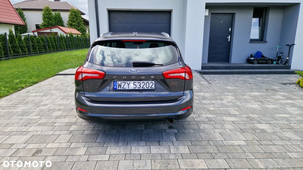 Ford Focus 1.0 EcoBoost Titanium - 8