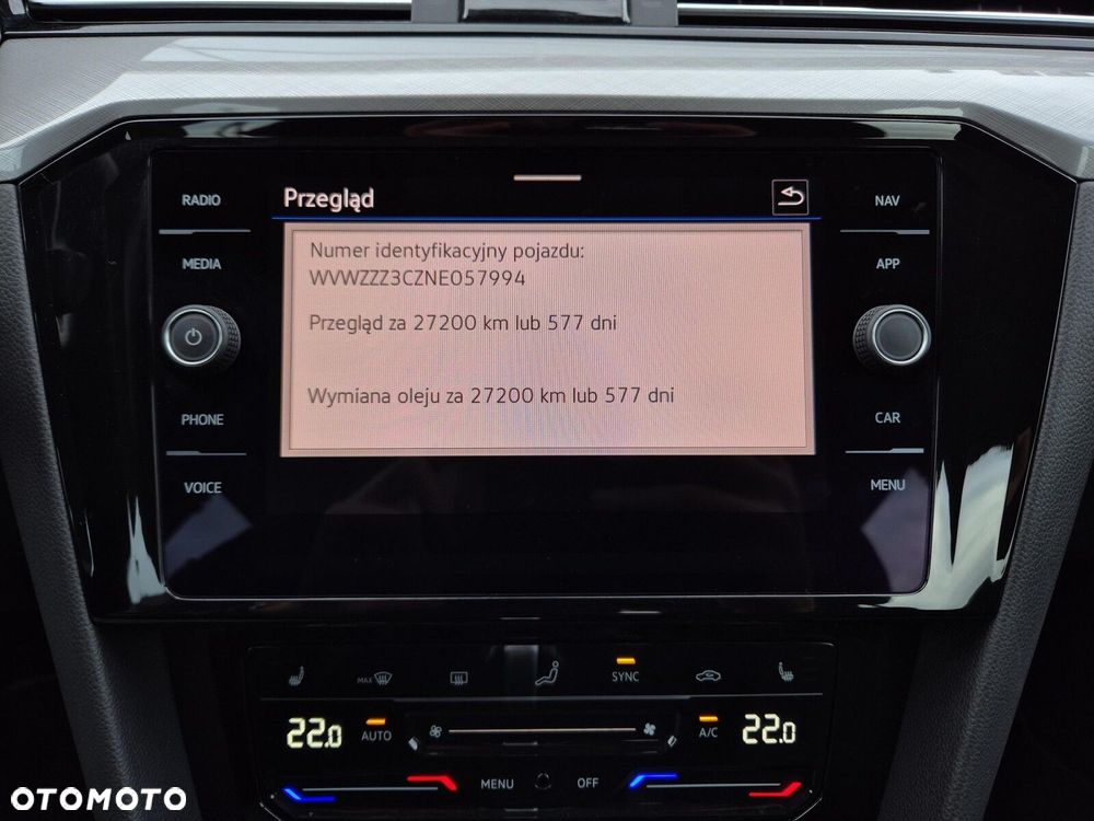 Volkswagen Passat - 28