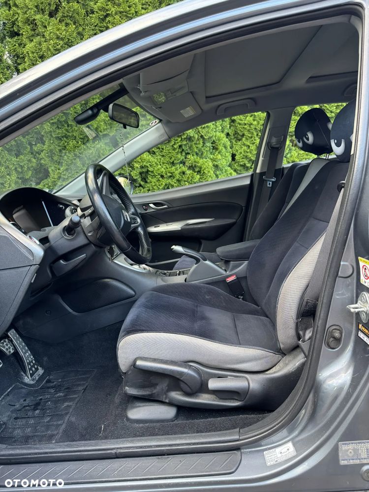 Honda Civic 1.8 Executive - 9
