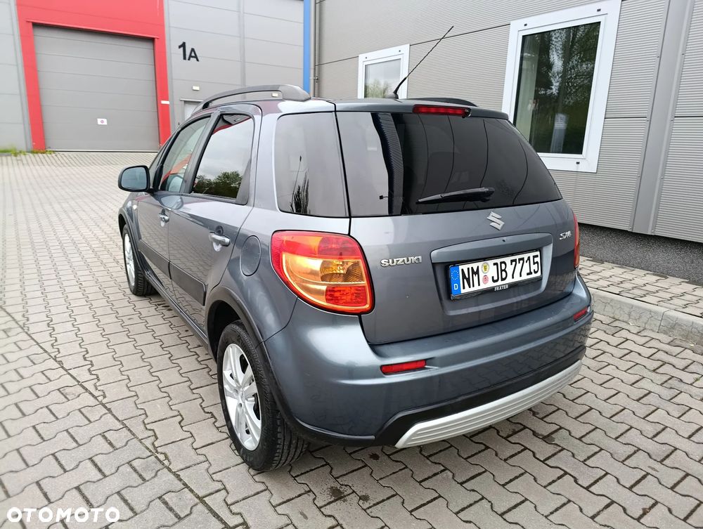 Suzuki SX4 1.6 VVT 4x2 Style - 13