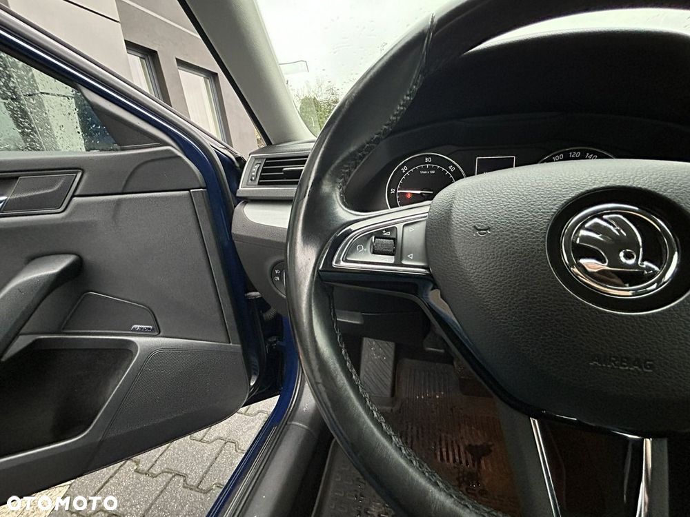 Skoda Superb 2.0 TDI Ambition DSG7 - 16