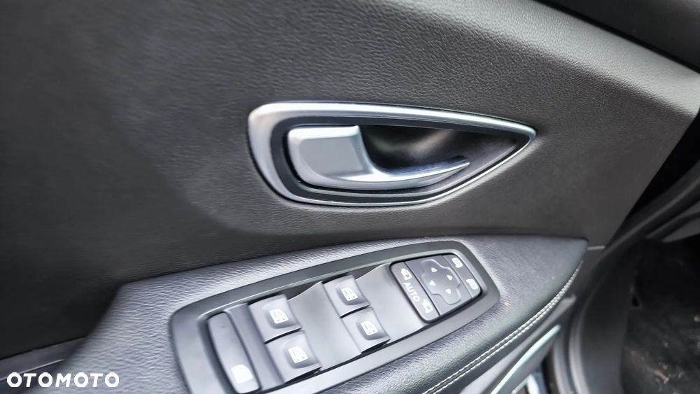 Renault Scenic - 34
