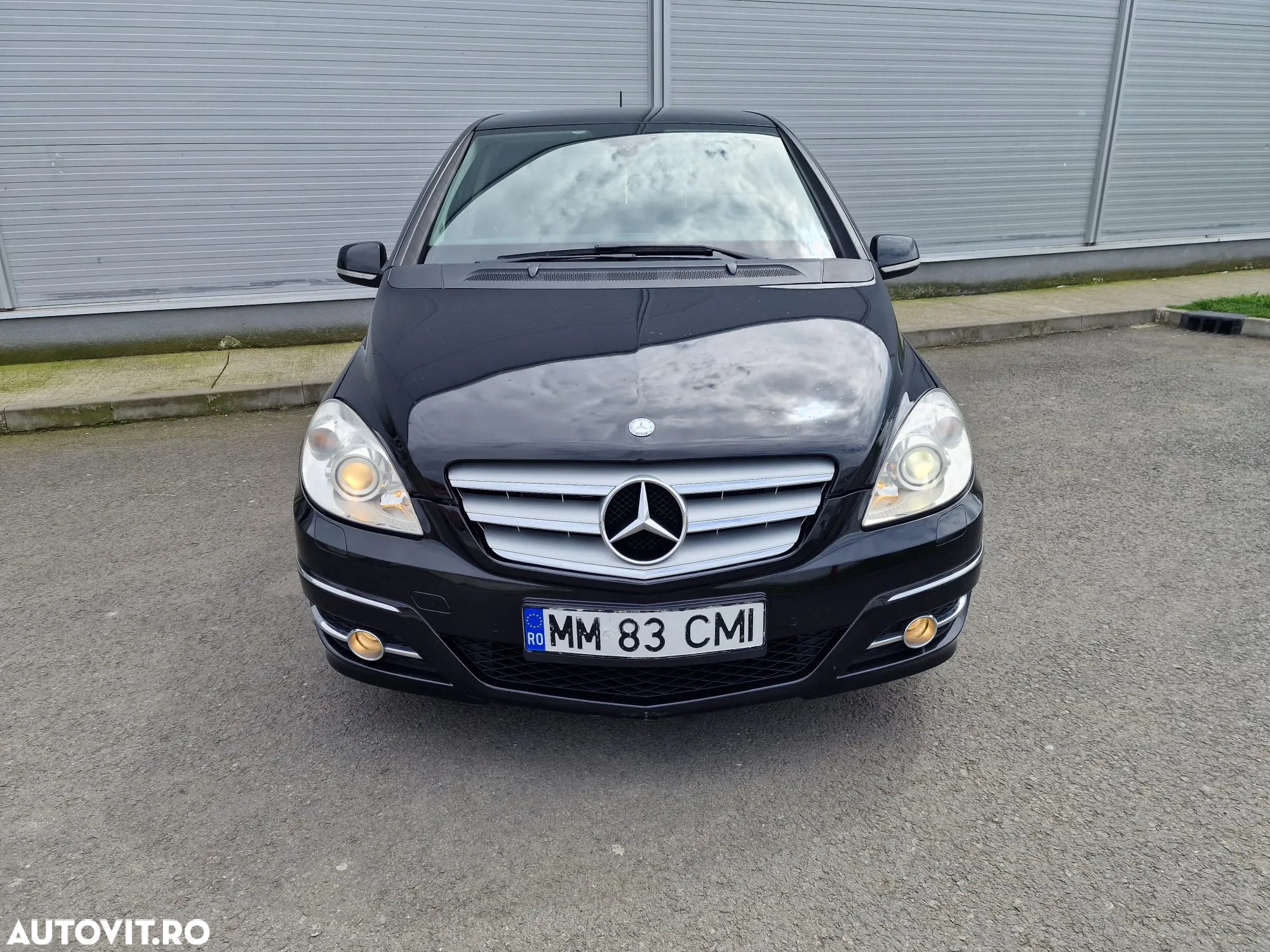 Mercedes-Benz B - 40