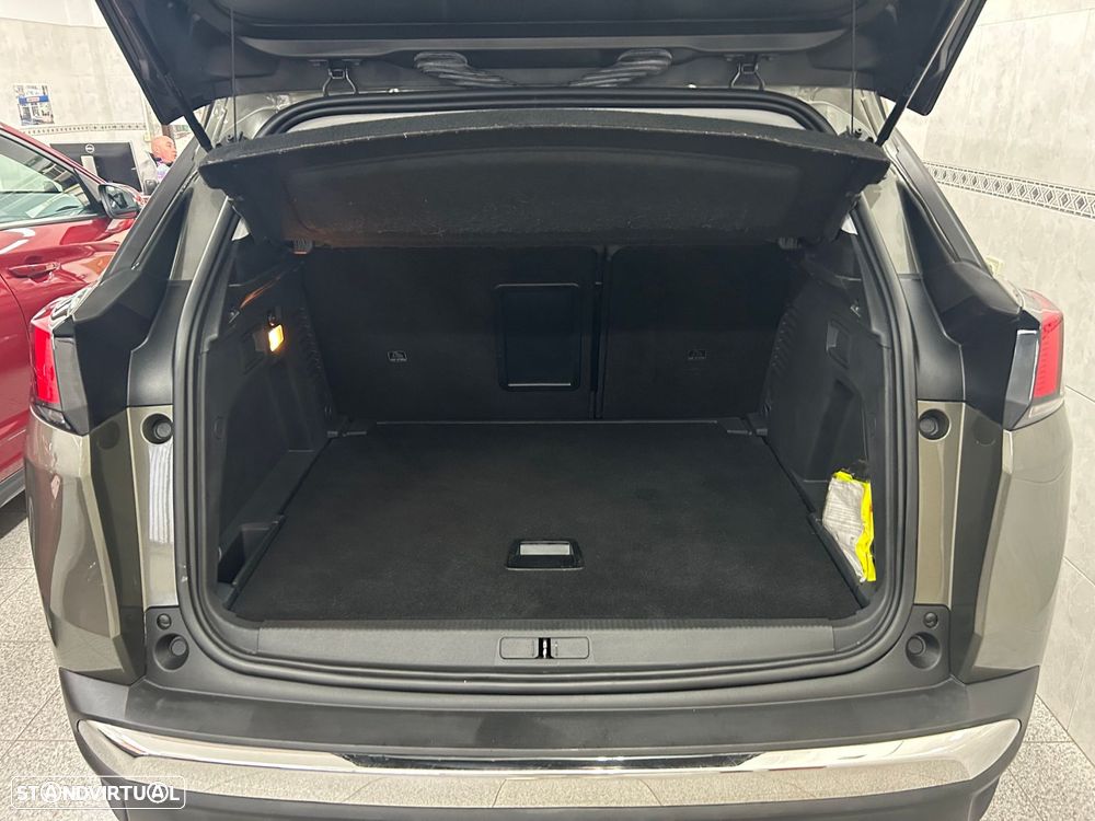 Peugeot 3008 1.2 PureTech Allure - 17